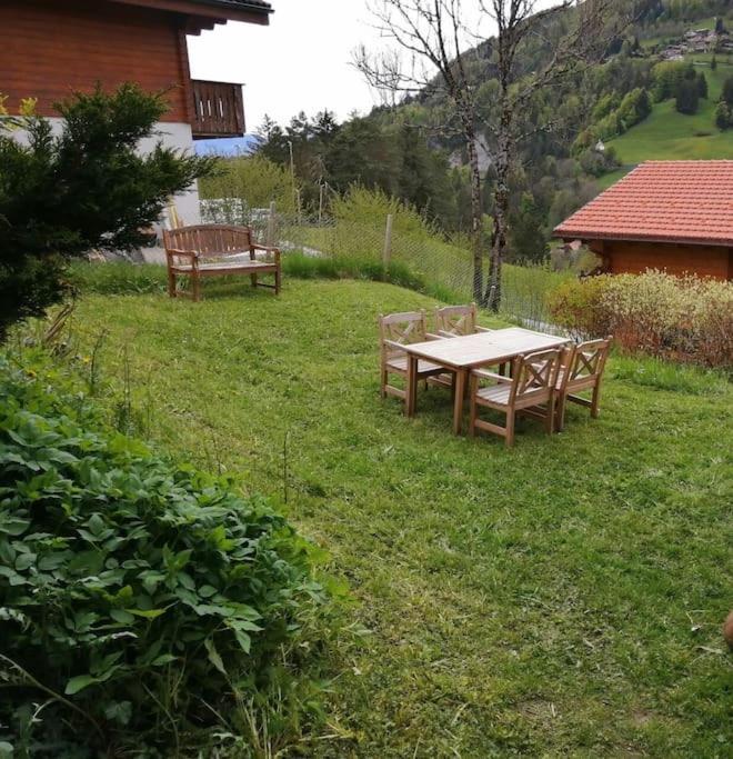 Confortable Chalet Avec Magnifique Vue En Gruyere. Charmey Eksteriør bilde